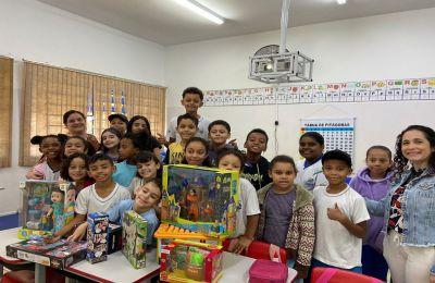itapira:-secretaria-de-educacao-entrega-brinquedos-novos-para-turmas-de-periodo-integral