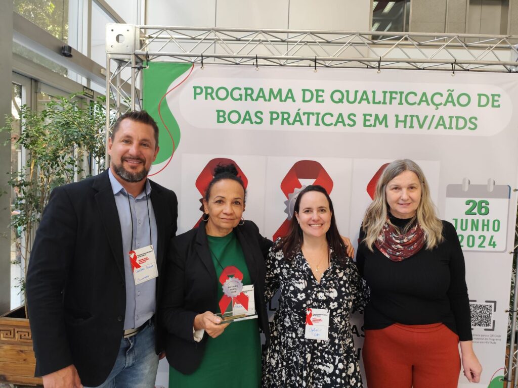sumare:-saude-de-sumare-recebe-certificacao-estadual-por-boas-praticas-em-hiv/aids