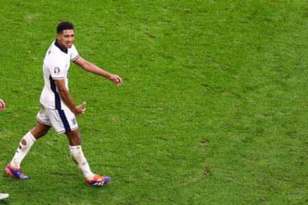 jude-bellingham-e-punido-por-gesto-obsceno-em-comemoracao-na-euro