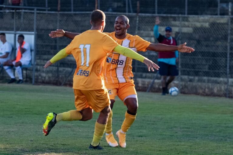 brasiliense-vence-o-crac-e-garante-a-lideranca-do-grupo-a5-na-serie-d