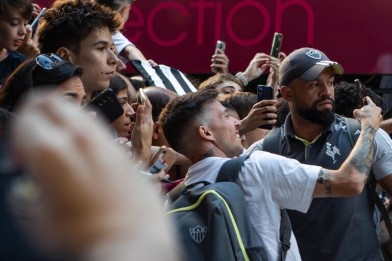 atletico-mg-desembarca-no-df-para-jogao-contra-o-juventude