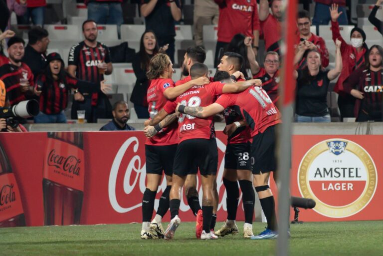 Athletico-PR vai às oitavas na Sul-Americana; veja confrontos athletico-pr-vai-as-oitavas-na-sul-americana;-veja-confrontos