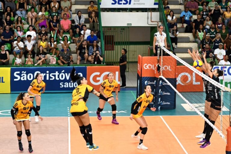Brasília Vôlei perde em casa para o Osasco por 3 sets a zero brasilia-volei-perde-em-casa-para-o-osasco-por-3-sets-a-zero