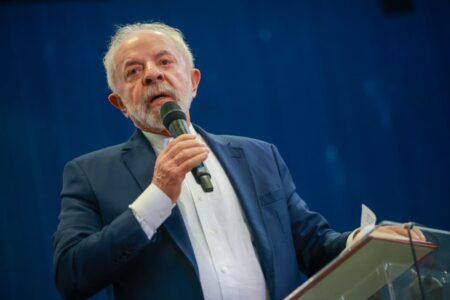 lula-se-retrata-nas-redes-apos-chamar-traficantes-de-vitimas.-veja