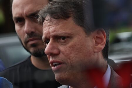 tarcisio-revela-o-que-bolsonaro-disse-da-candidatura-de-ronaldo-caiado