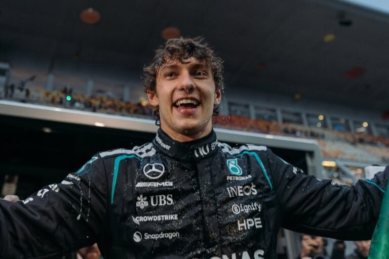 F1: Antonelli vence na China e Hamilton conquista 1º pódio na Ferrari f1:-antonelli-vence-na-china-e-hamilton-conquista-1o-podio-na-ferrari